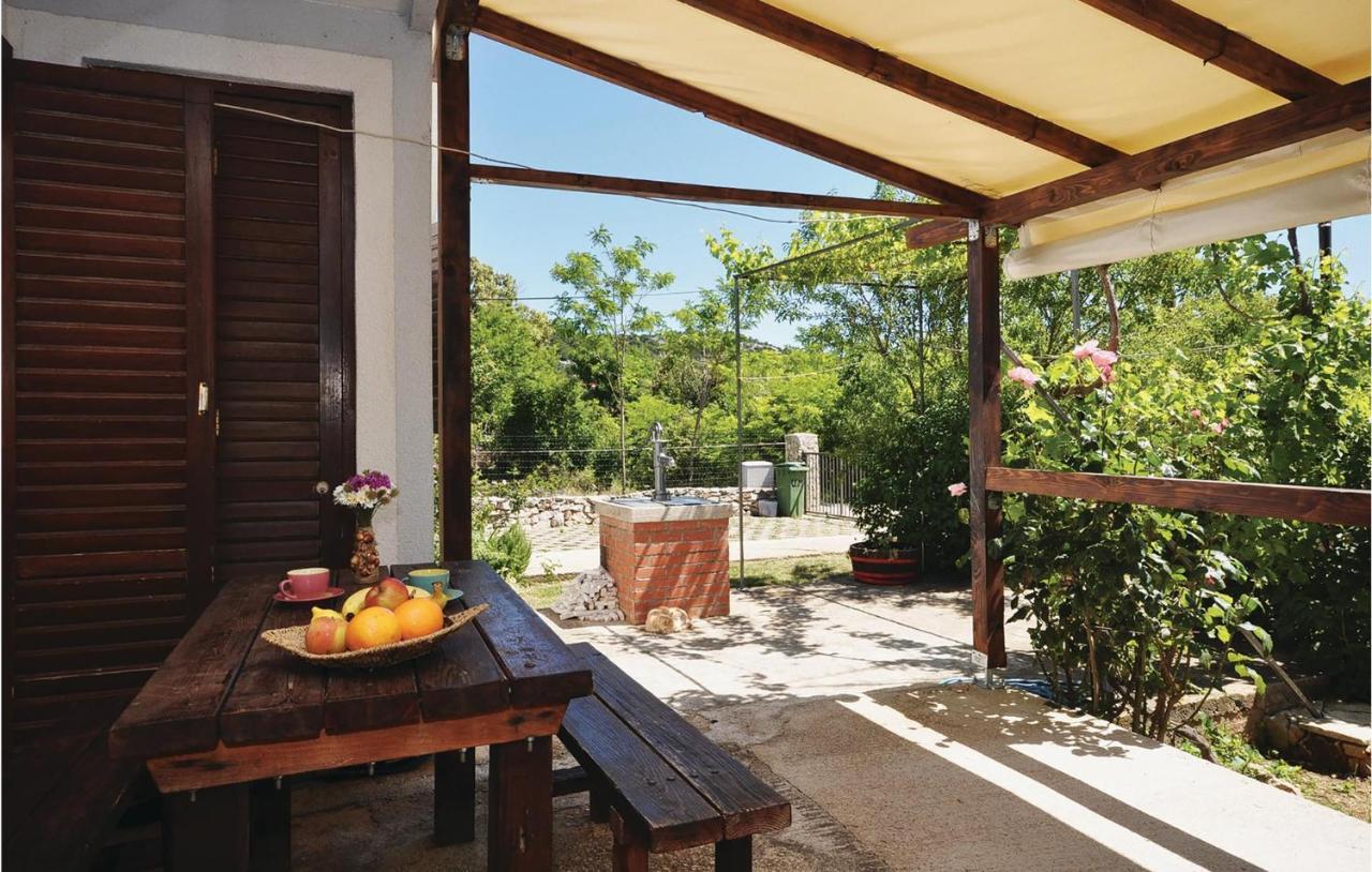 Nice Home In Jezera With Wifi 외부 사진
