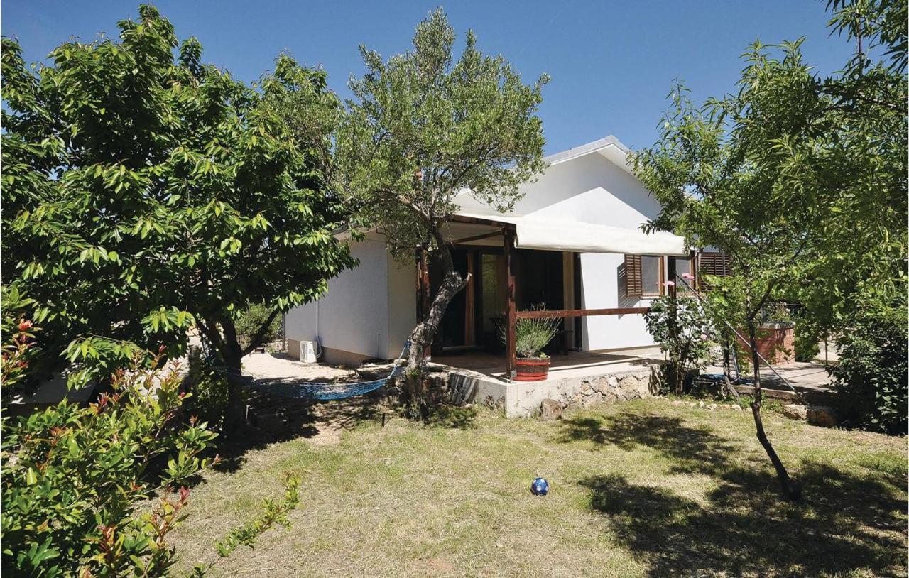 Nice Home In Jezera With Wifi 외부 사진